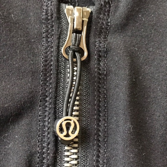 Lululemon Classic Bomber Jacket size 6 - Picture 4 of 6